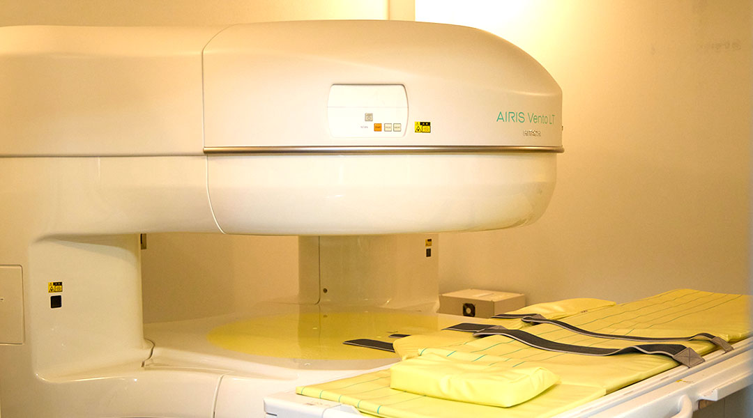 オープン型 MRI